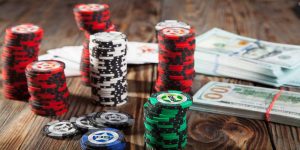 Phương pháp chơi poker luôn giữ một cái đầu lạnh đưa ra phán đoán chuẩn